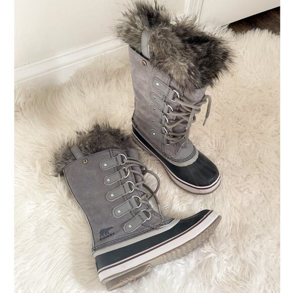 Sorel Joan of Arctic Boots 6.5 - Picture 3 of 9